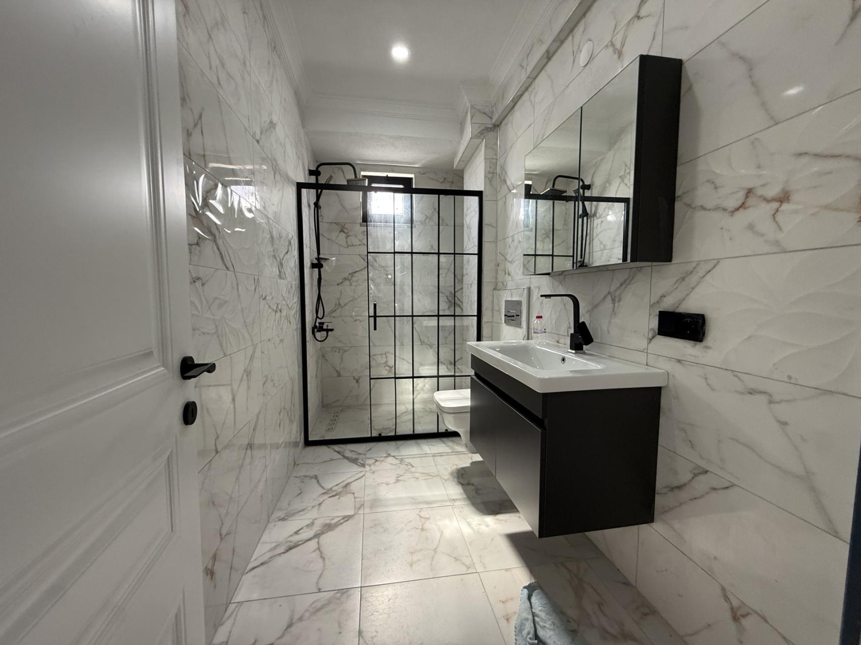 Sakarya Kocaali Yayla'da Denize 70 Metre, Havuzlu ve Bahçeli 4+1 Satılık Villa (Arka Cephe) - Görsel 22