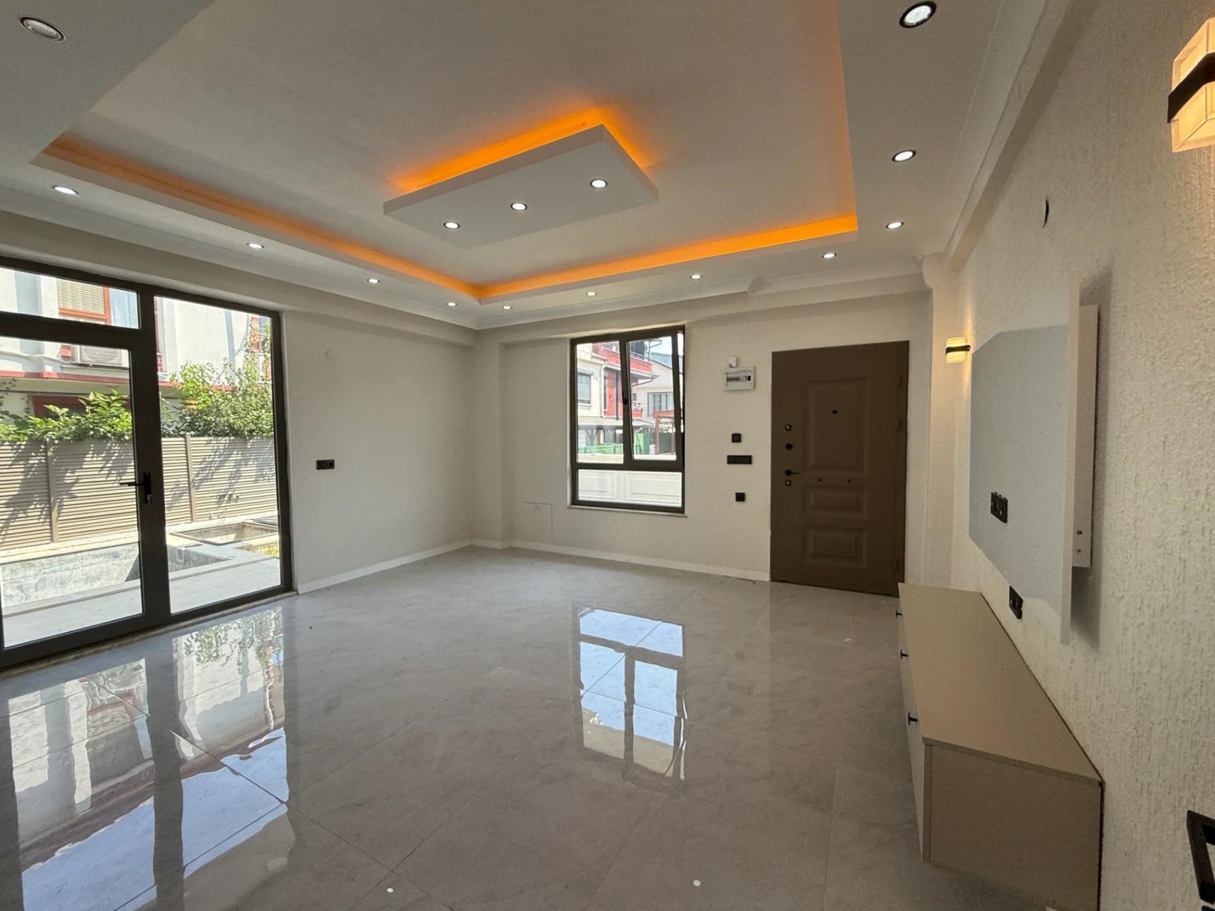 Sakarya Kocaali Yalı'da Denize 300 Metre, Kat Mülkiyetli ve Müstakil Havuzlu 3+1 Satılık Tripleks Villa - Görsel 12