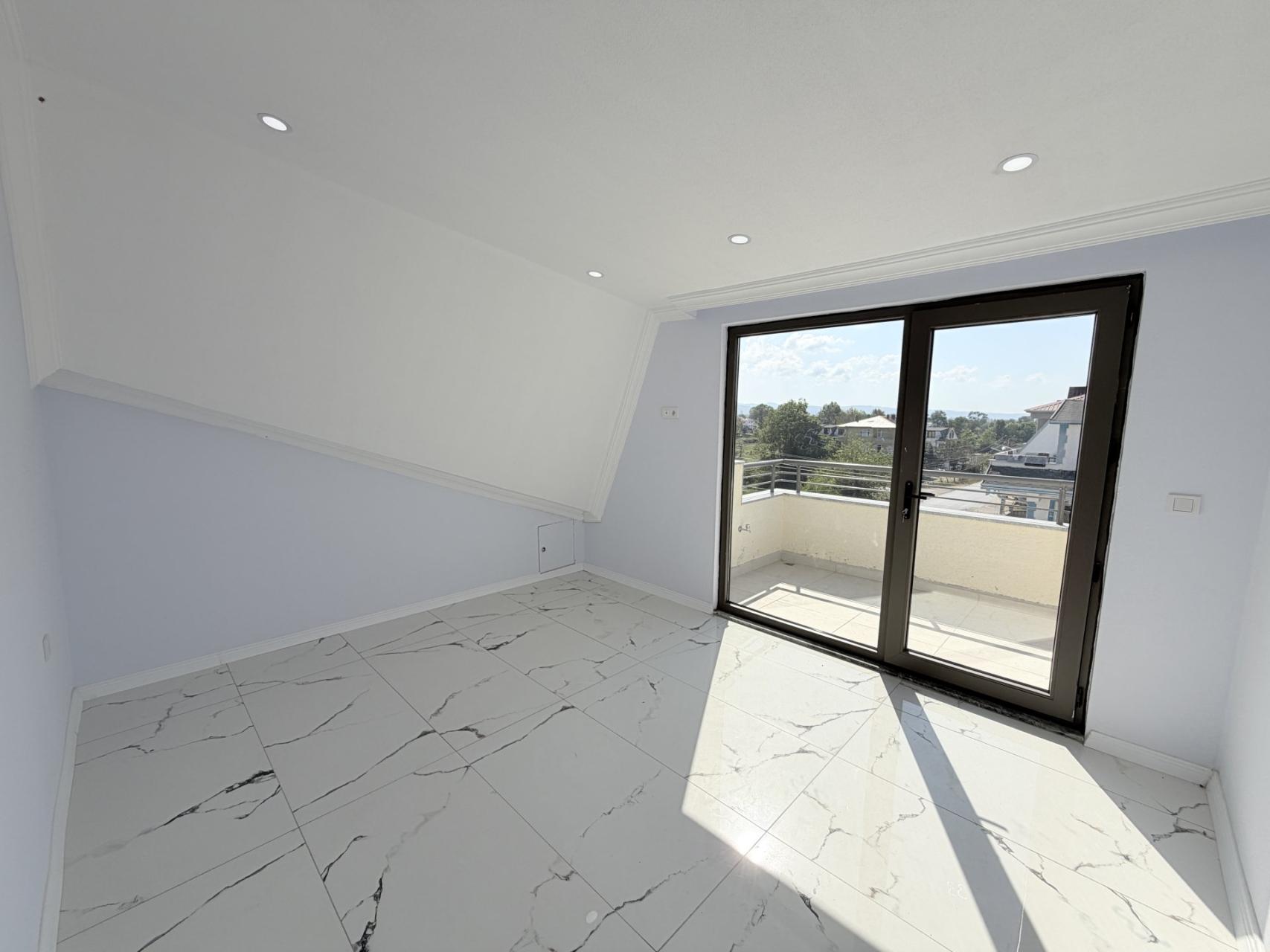 Sakarya Kocaali Yalı'da Denize 300 Metre, Havuzlu ve Müstakil Girişli 4+1 Satılık Köşe Villa - Görsel 41