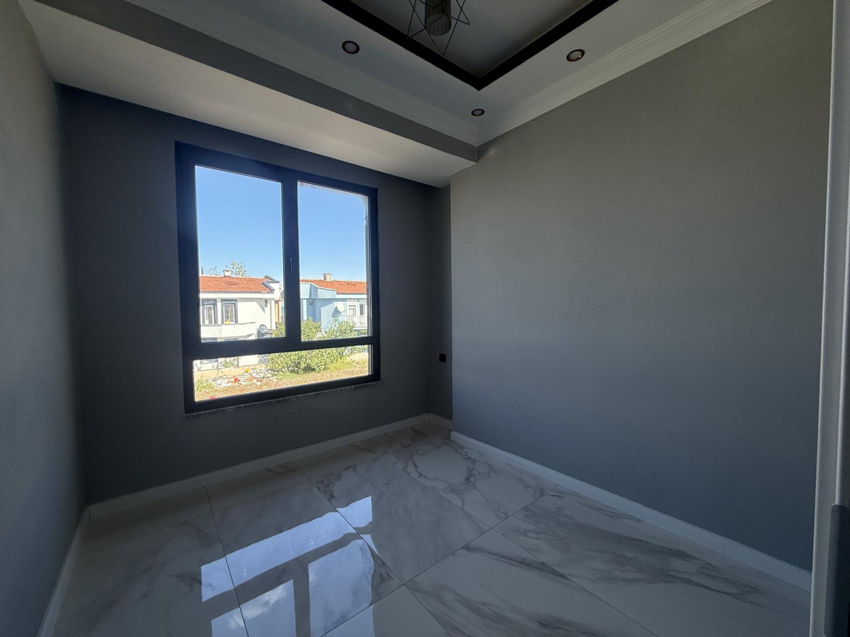 Sakarya Kocaali Alandere'de Denize 50 Metre, Deniz Manzaralı ve Havuzlu 3+1 Satılık Tripleks Villa - Görsel 23