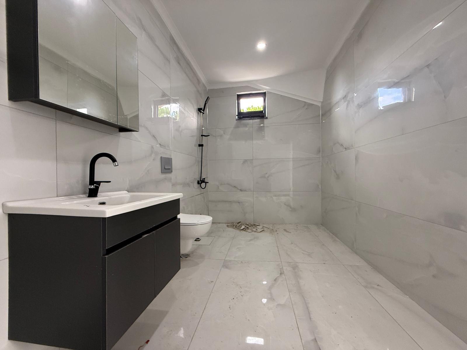 Sakarya Kocaali Yalı'da Sahile 170 Metre, Yüzme Havuzlu ve Geniş Bahçeli 3+1 Satılık Villa - Görsel 41