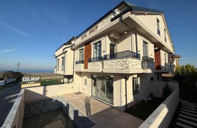 Sakarya Kocaali Yayla Merkez Plaj'da Deniz Manzaralı, İskanlı 3+1 Satılık Villa