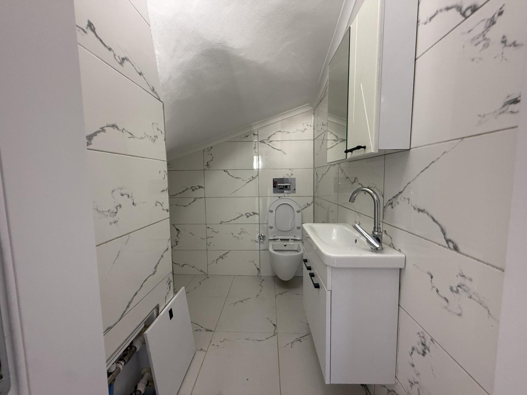 Sakarya Kocaali Alandere'de Denize 50 Metre, Deniz Manzaralı ve Havuzlu 3+1 Satılık Tripleks Villa - Görsel 21