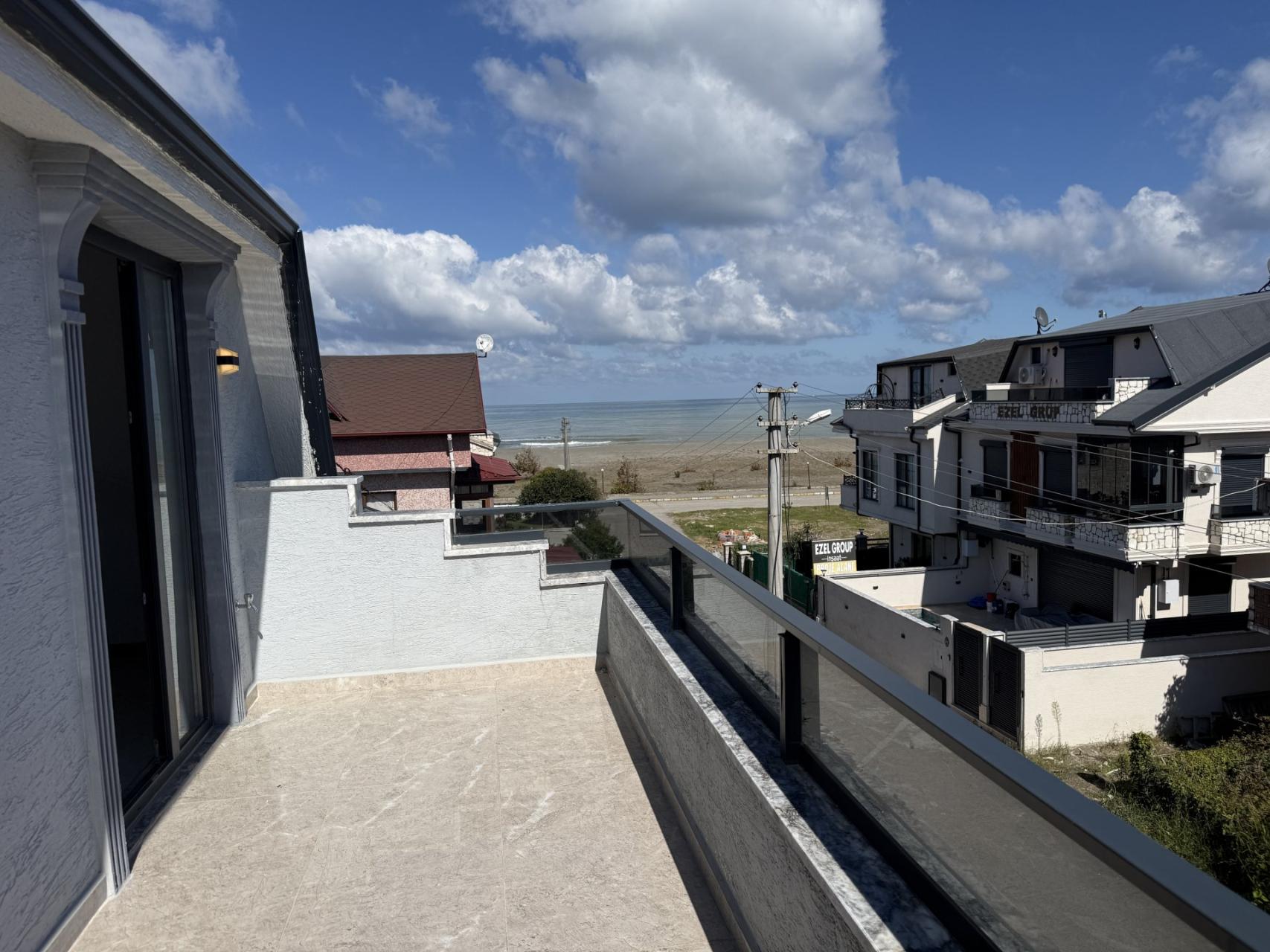 Sakarya Kocaali Yayla'da Denize 70 Metre, Havuzlu ve Bahçeli 4+1 Satılık Villa (Arka Cephe) - Görsel 30
