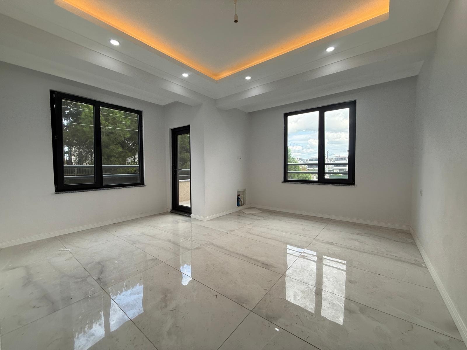Sakarya Kocaali Yalı'da Sahile 170 Metre, Yüzme Havuzlu ve Geniş Bahçeli 3+1 Satılık Villa - Görsel 22
