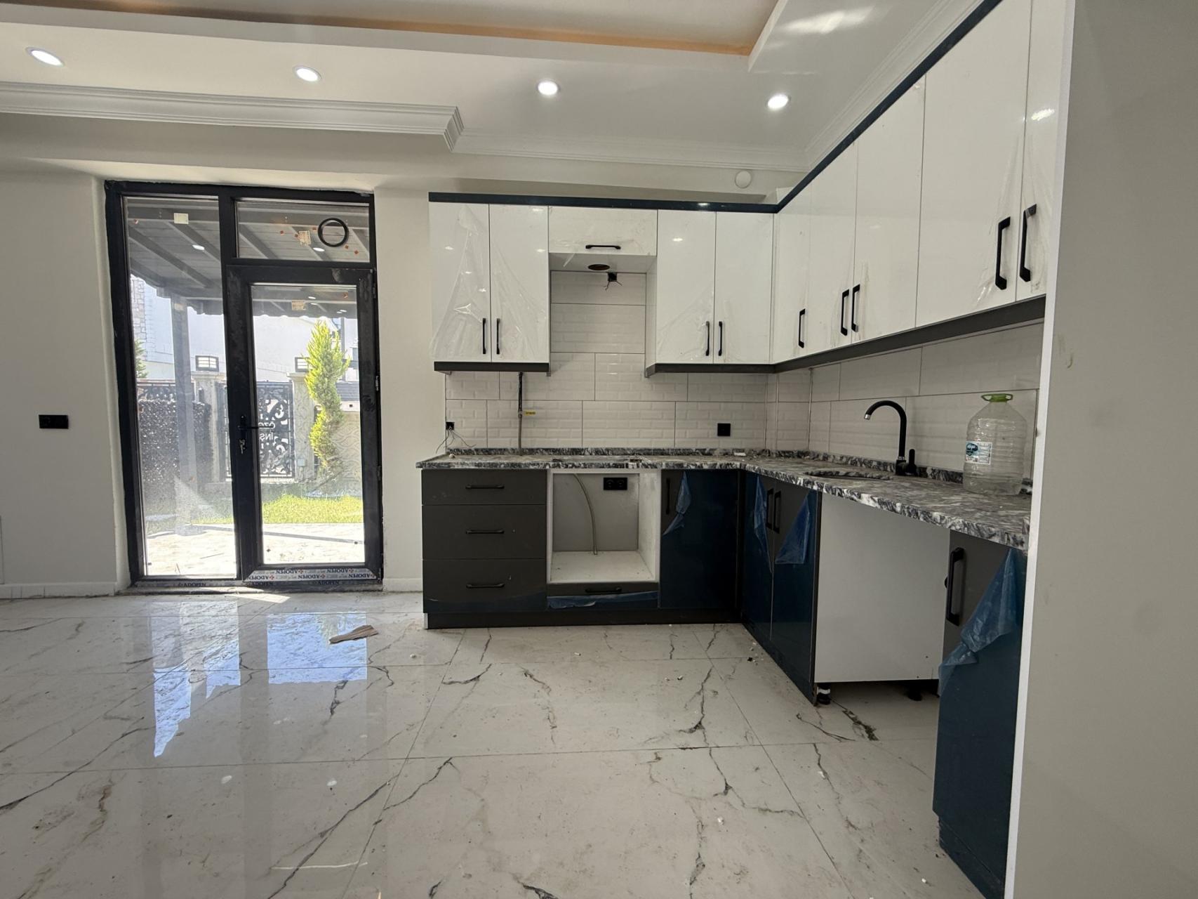Sakarya Kocaali Yayla'da Denize 250 Metre, Yerden Isıtmalı 3+1 Satılık Ön Cephe Villa - Görsel 18