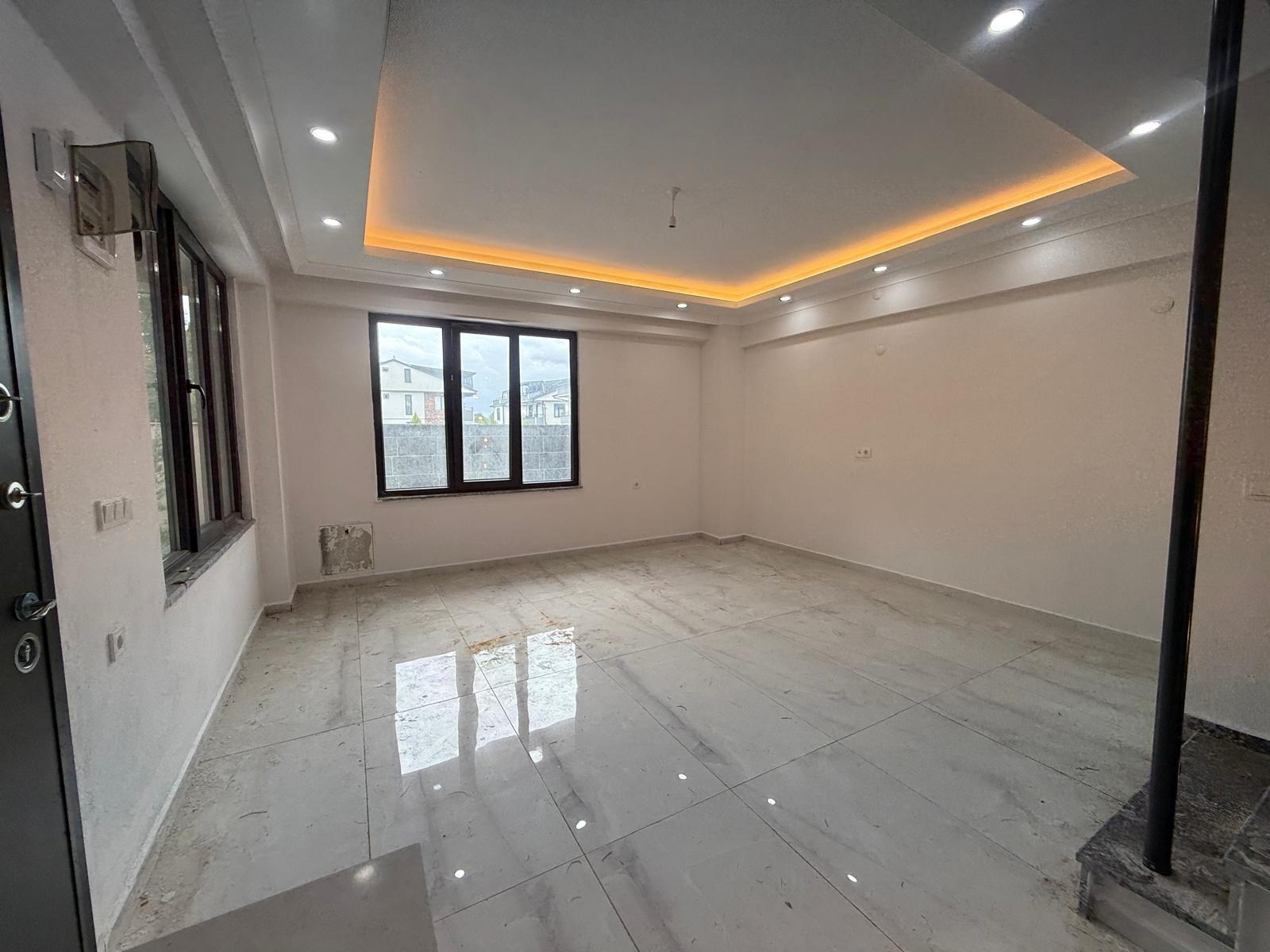 Sakarya Kocaali Yalı'da Denize 170 Metre, Havuzlu ve 145 m² Bahçeli 3+1 Satılık Villa - Görsel 25