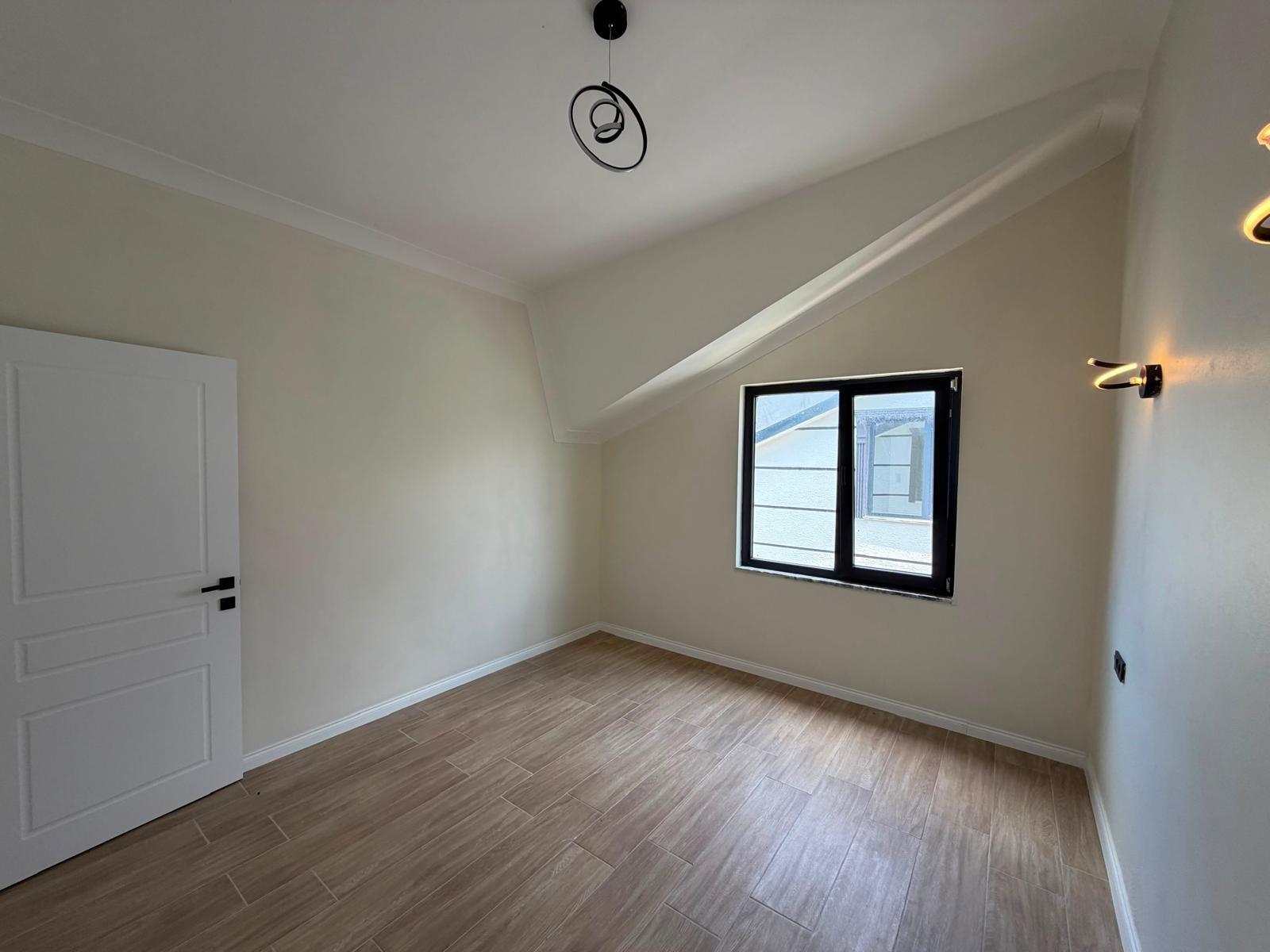 Sakarya Kocaali Alandere'de Denize 100 Metre, Verandalı ve Yerden Isıtmalı 4+1 Satılık Villa - Görsel 22