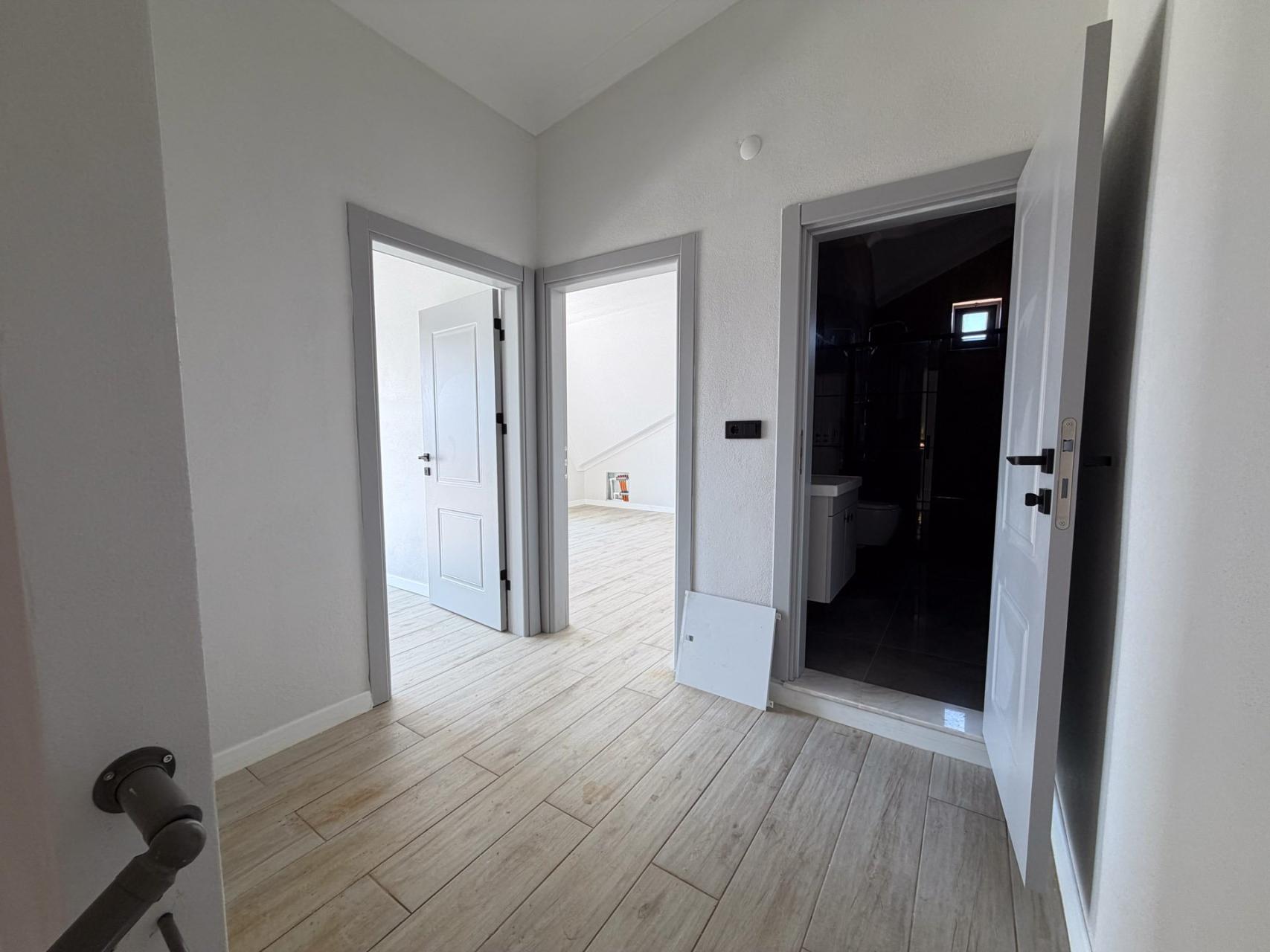 Sakarya Kocaali Yalı'da Cadde Cepheli, Denize 200 Metre Müstakil Havuzlu 4+1 Satılık Tripleks Villa - Görsel 30