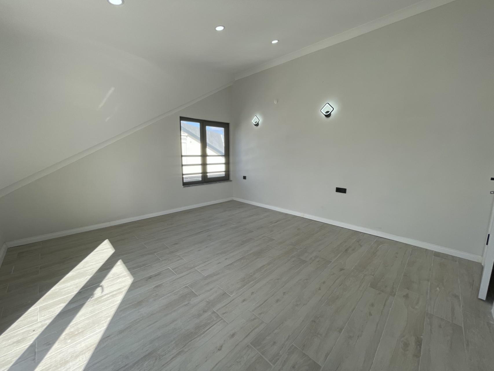 Sakarya Kocaali Alandere'de Plaja 100 Metre, İskanlı ve Yerden Isıtmalı 3+1 Satılık Villa - Görsel 32
