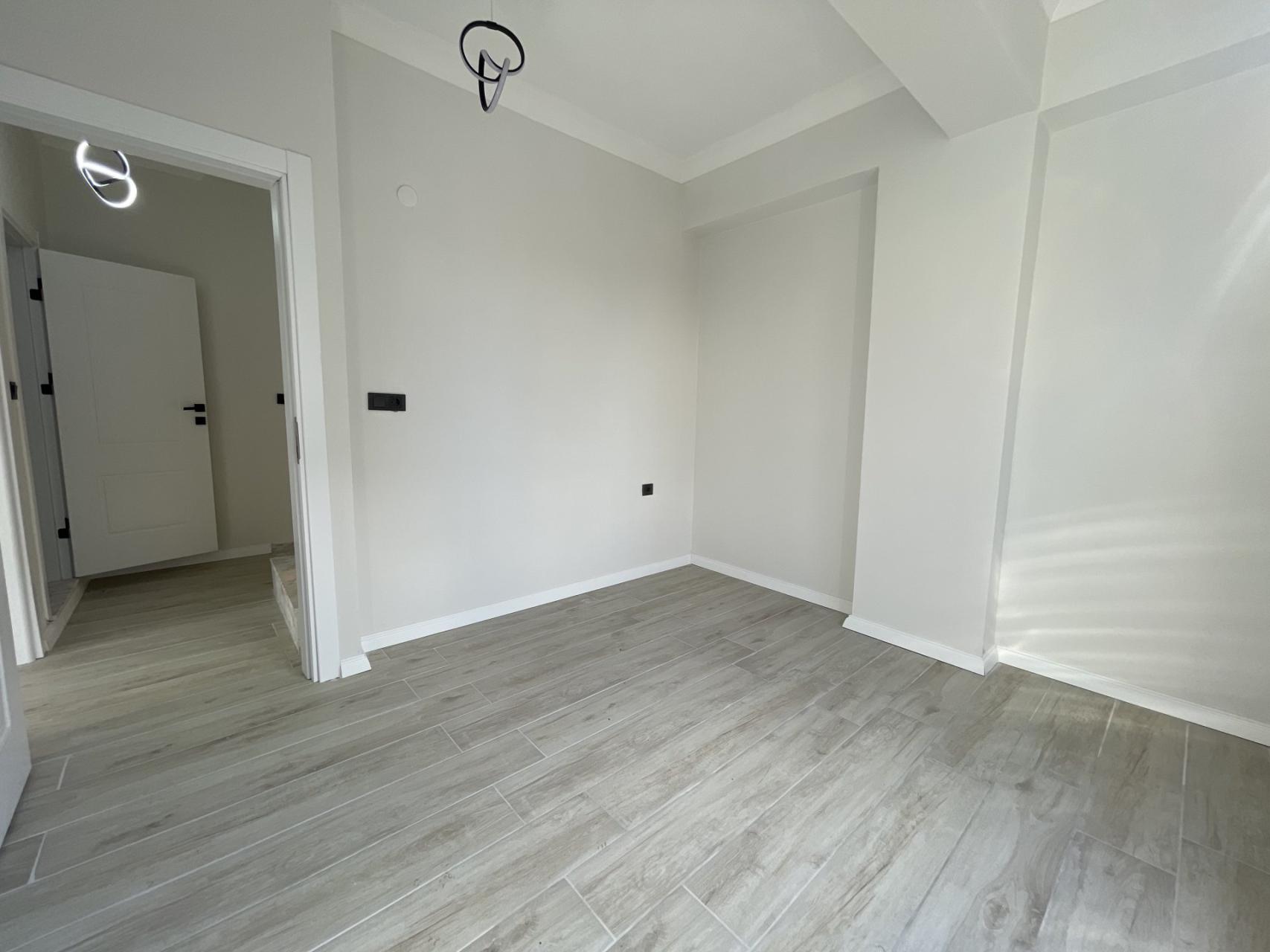 Sakarya Kocaali Alandere'de Plaja 100 Metre, İskanlı ve Yerden Isıtmalı 3+1 Satılık Villa - Görsel 28
