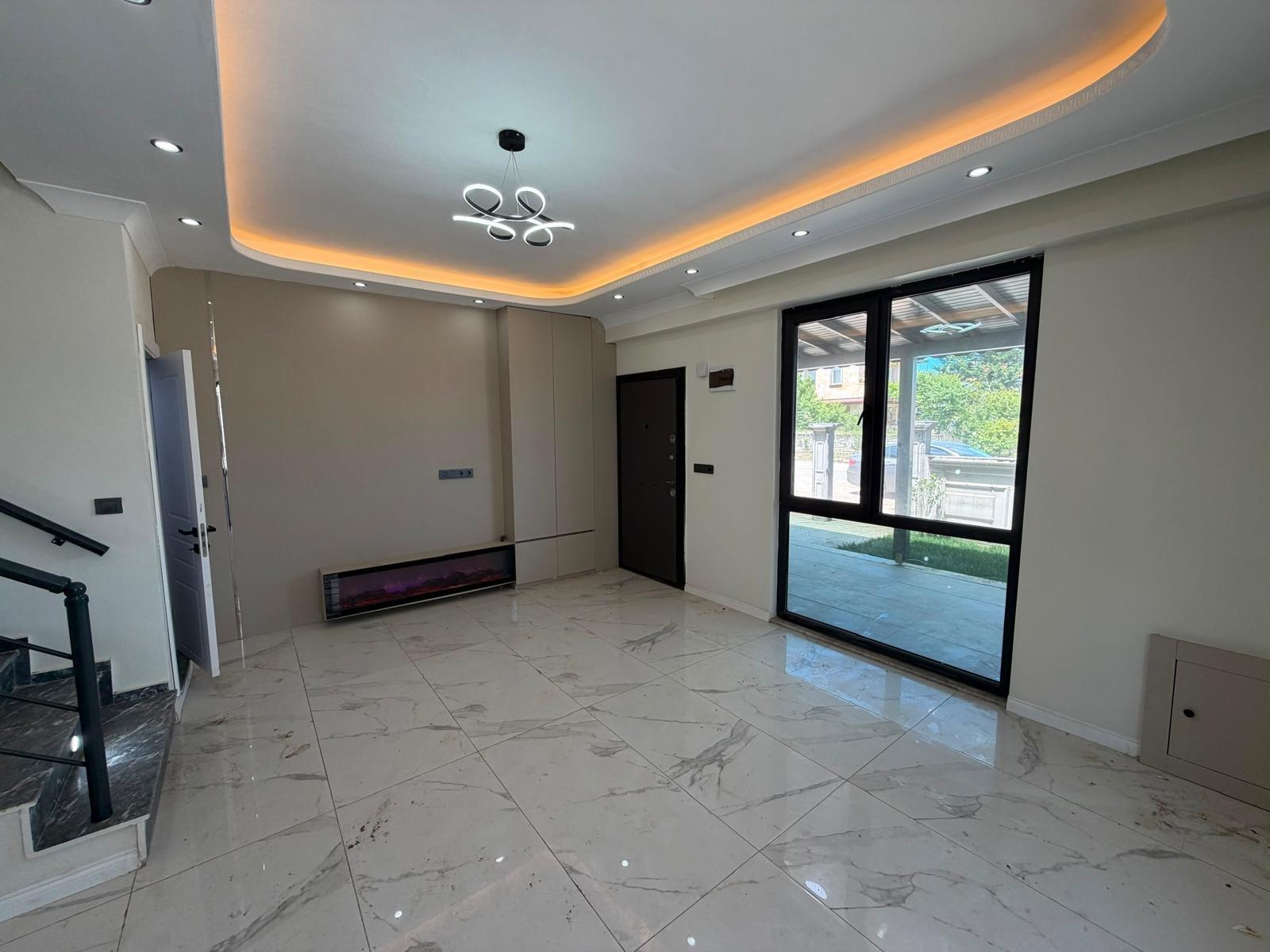 Sakarya Kocaali Alandere'de Denize 100 Metre, Verandalı ve Yerden Isıtmalı 4+1 Satılık Villa - Görsel 9