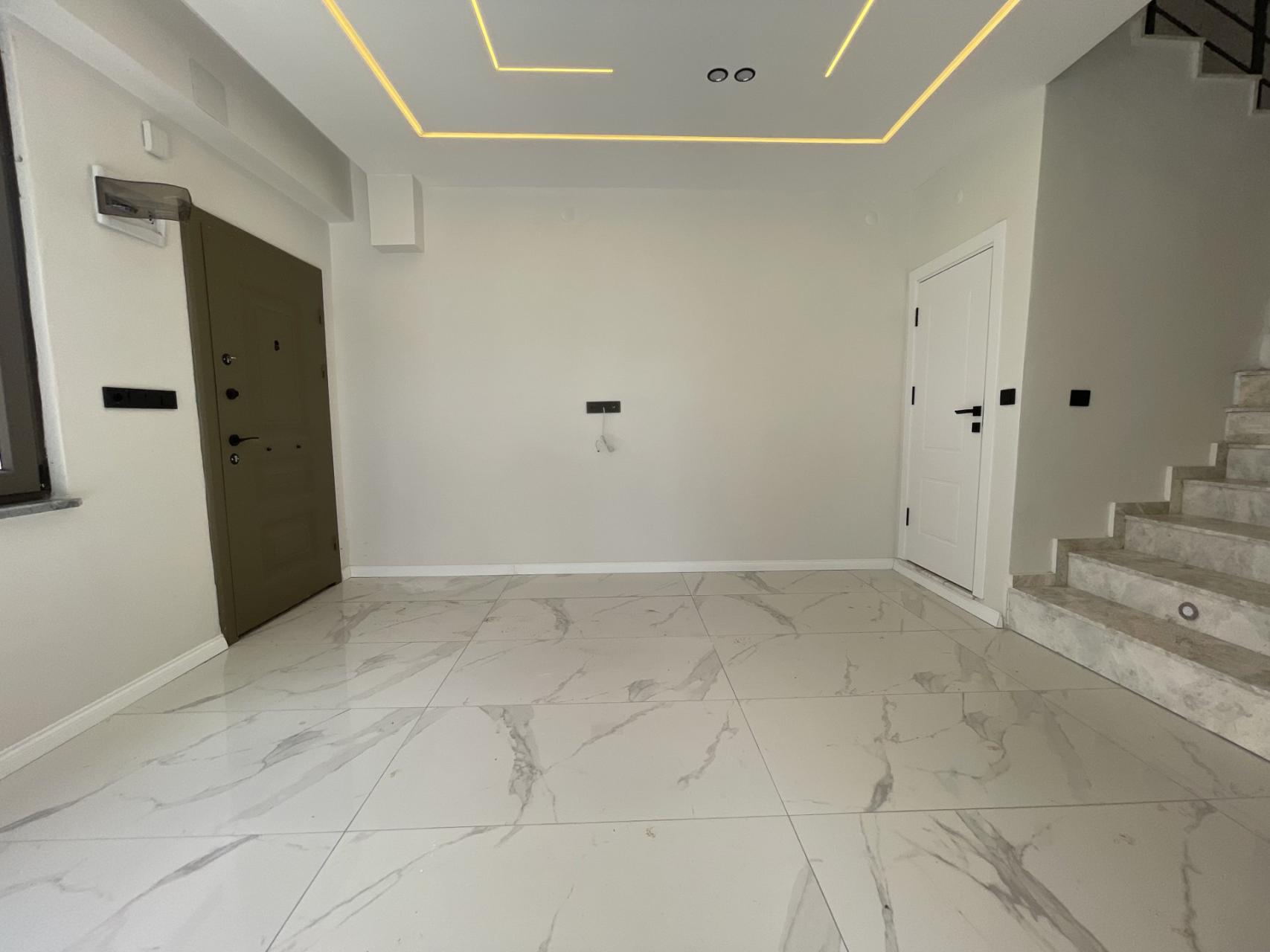 Sakarya Kocaali Alandere'de Plaja 100 Metre, İskanlı ve Yerden Isıtmalı 3+1 Satılık Villa - Görsel 17