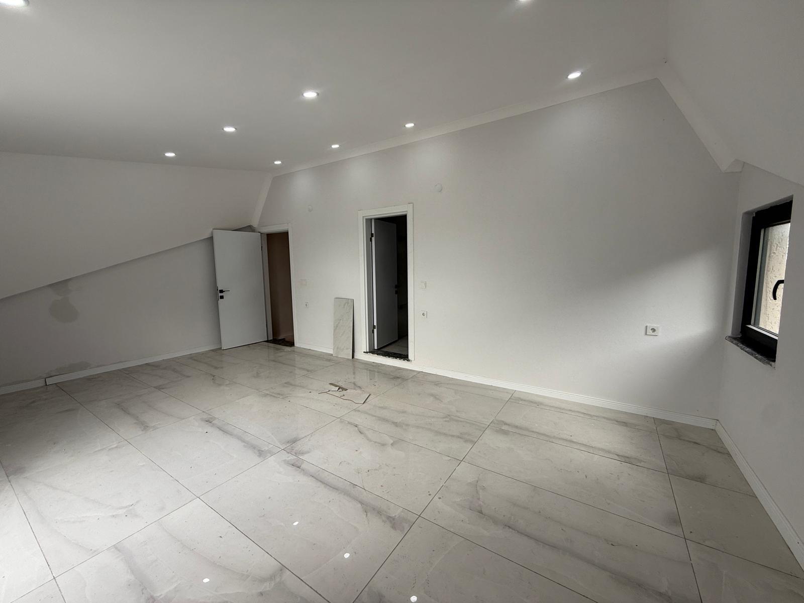 Sakarya Kocaali Yalı'da Denize 170 Metre, Havuzlu ve 145 m² Bahçeli 3+1 Satılık Villa - Görsel 36