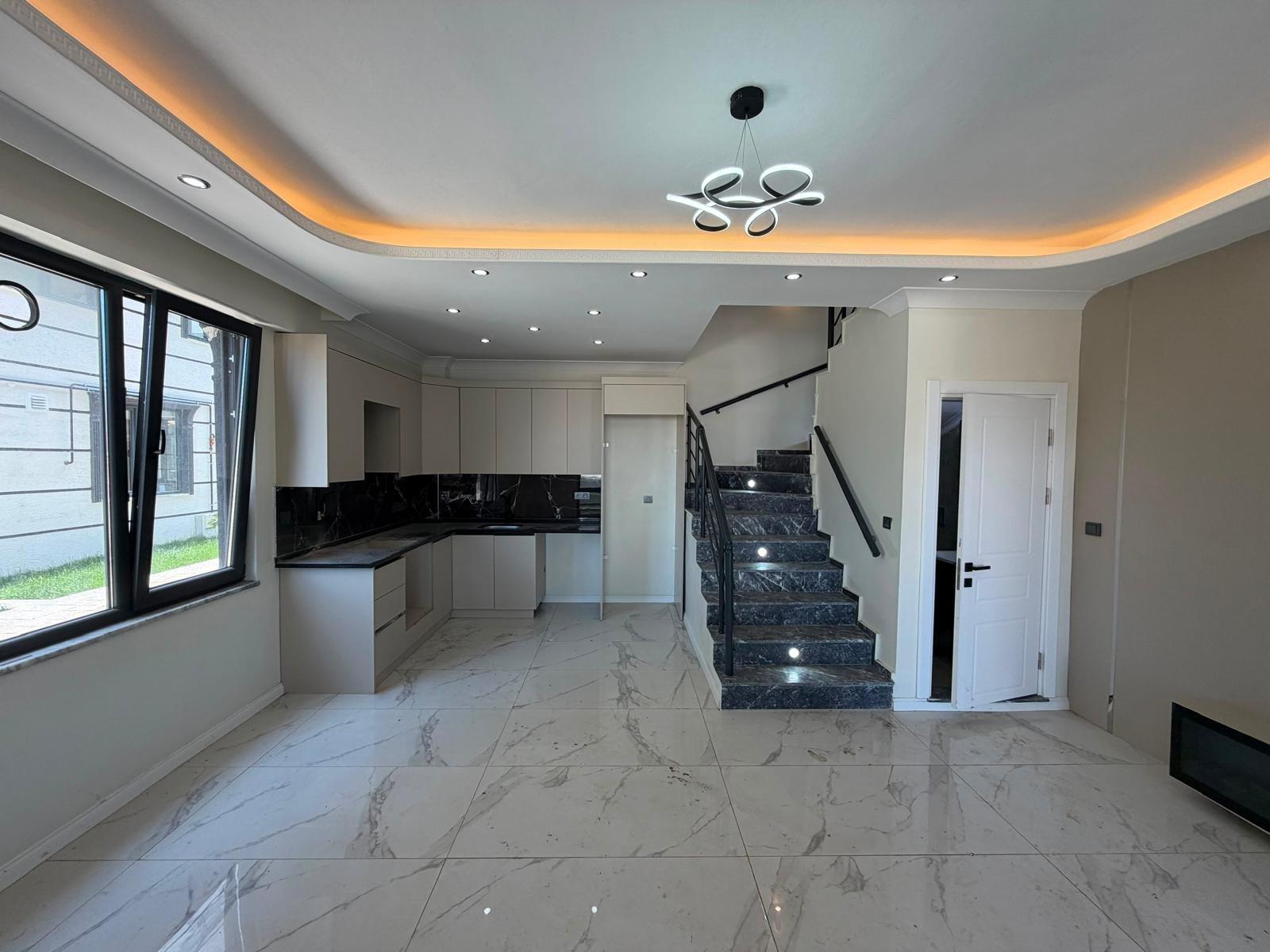 Sakarya Kocaali Alandere'de Denize 100 Metre, Verandalı ve Yerden Isıtmalı 4+1 Satılık Villa - Görsel 6