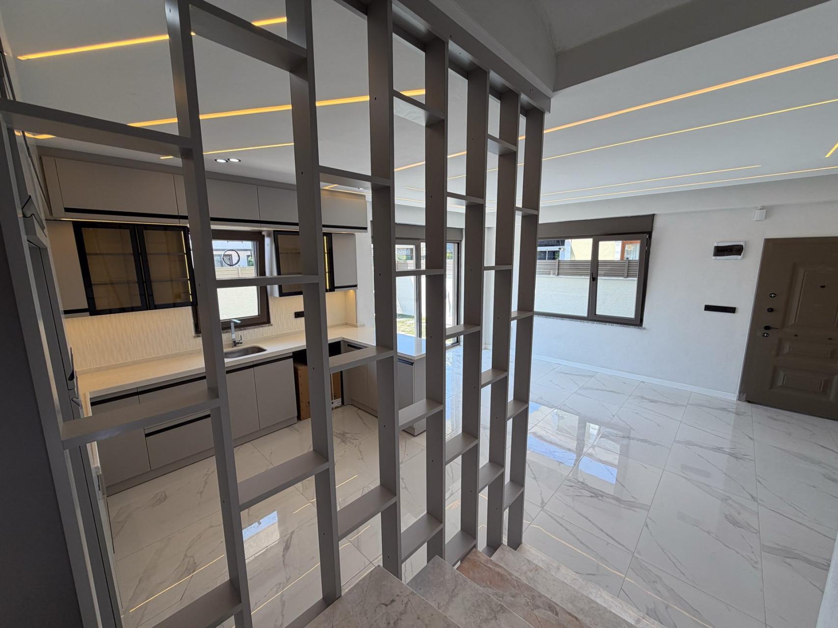 Sakarya Kocaali Yalı'da Cadde Cepheli, Denize 200 Metre Müstakil Havuzlu 4+1 Satılık Tripleks Villa - Görsel 17