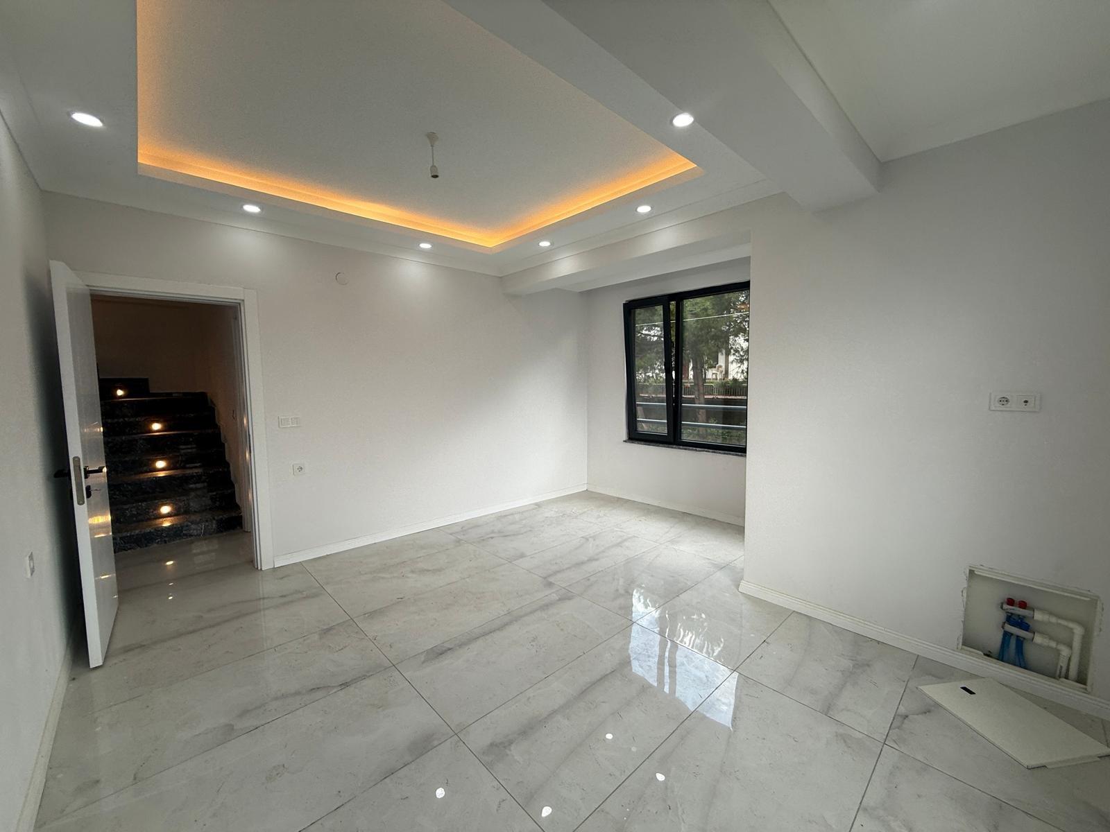 Sakarya Kocaali Yalı'da Denize 170 Metre, Havuzlu ve 145 m² Bahçeli 3+1 Satılık Villa - Görsel 30