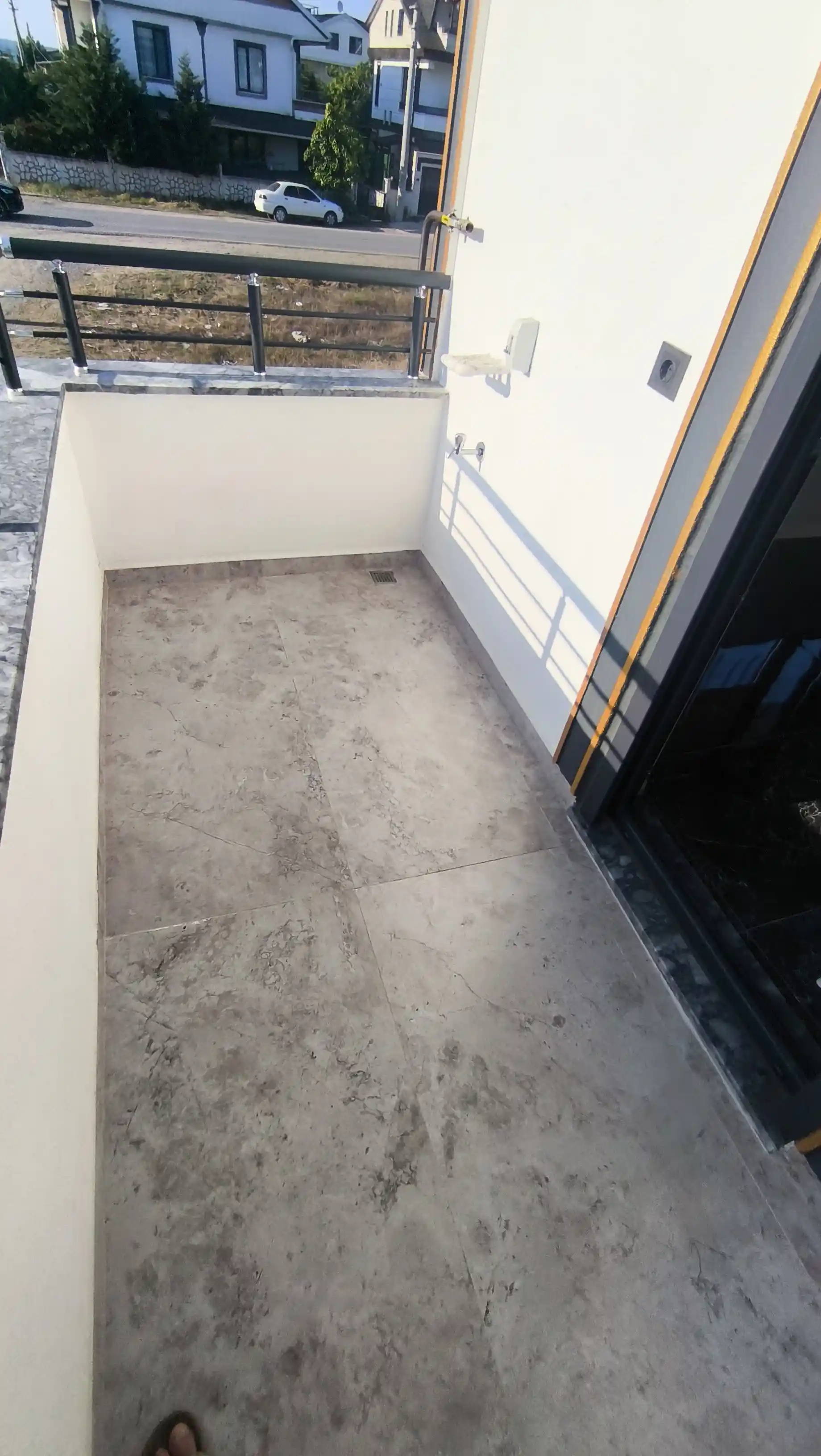 Sakarya Kocaali Alandere'de Havuzlu, Otomatik Panjurlu, Deniz Manzaralı 4+1 Lüks Tripleks İkiz Villa - Görsel 12