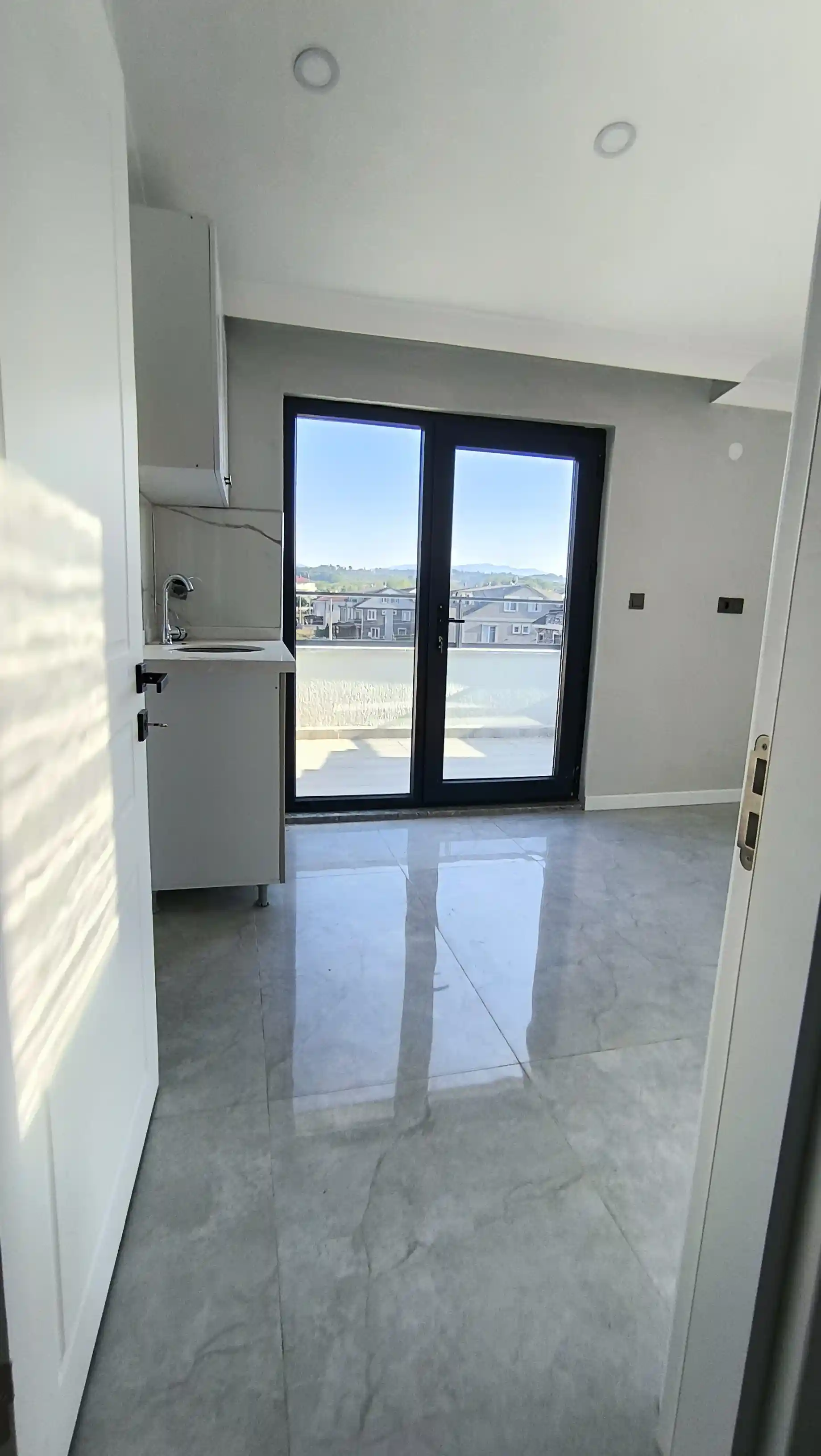 Sakarya Kocaali Alandere'de Yerden Isıtmalı, 4'lü Villa Konseptinde 4+1 Tripleks - Görsel 17