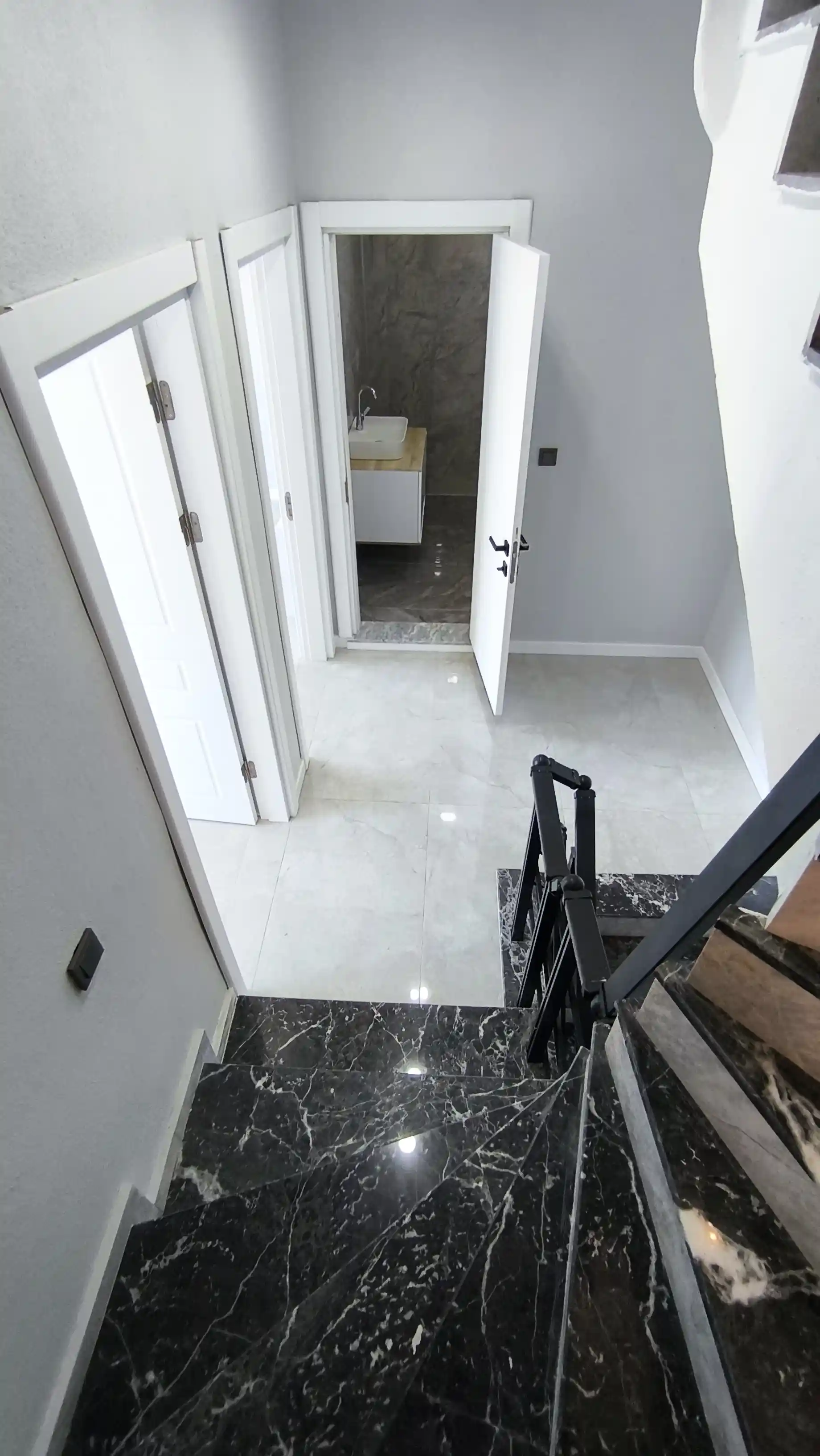 Sakarya Kocaali Alandere'de Yerden Isıtmalı, 4'lü Villa Konseptinde 4+1 Tripleks - Görsel 16