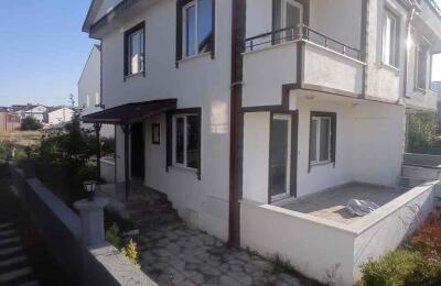 Sakarya Kocaali Alandere'de Satılık  Lüks Triplex Villa