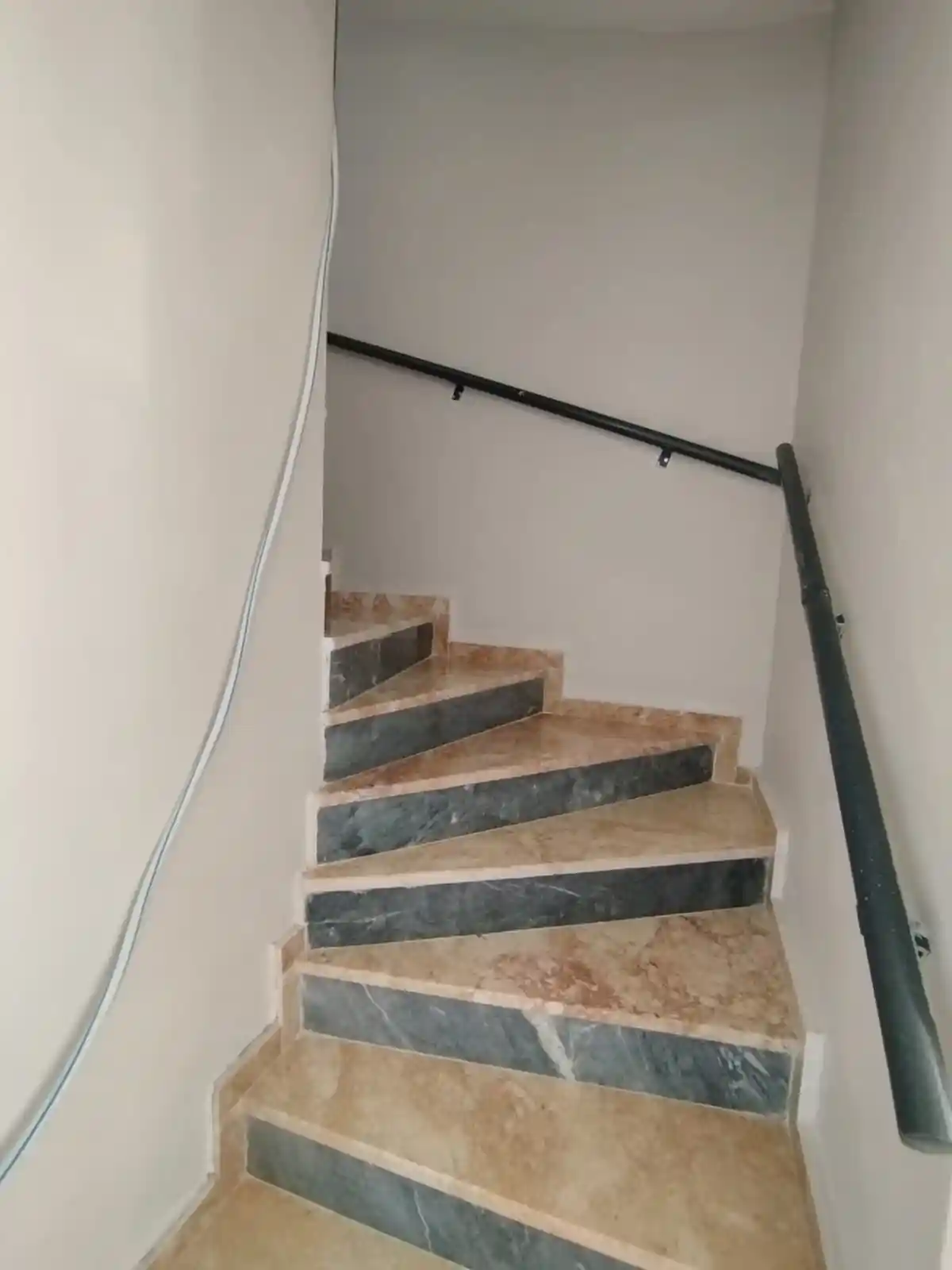 Sakarya Kocaali Yalı Mahallesi'nde Kiralık Merkezi Konumda 3+1 Triplex Villa - Görsel 19