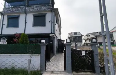 Sakarya Kocaali Alandere’de Eşyalı, Kış Bahçeli ve Müstakil Girişli 4+1 Tripleks Villa