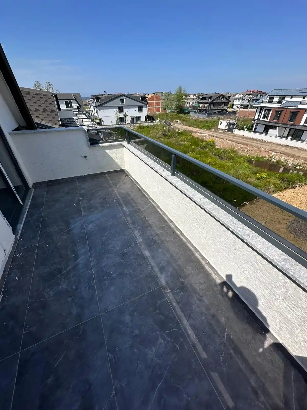 Kocaali Alandere'de Havuzlu Eşyalı 4+1 Tripleks Villa - 6.800.000 TL - Görsel 21