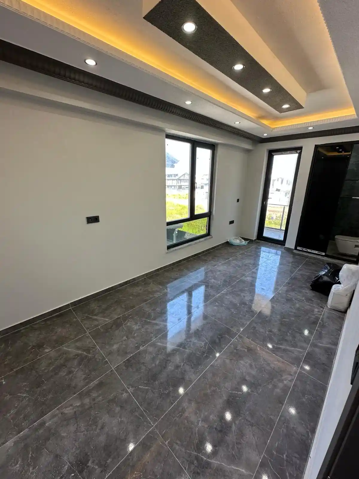 Kocaali Alandere'de Havuzlu Eşyalı 4+1 Tripleks Villa - 6.800.000 TL - Görsel 20