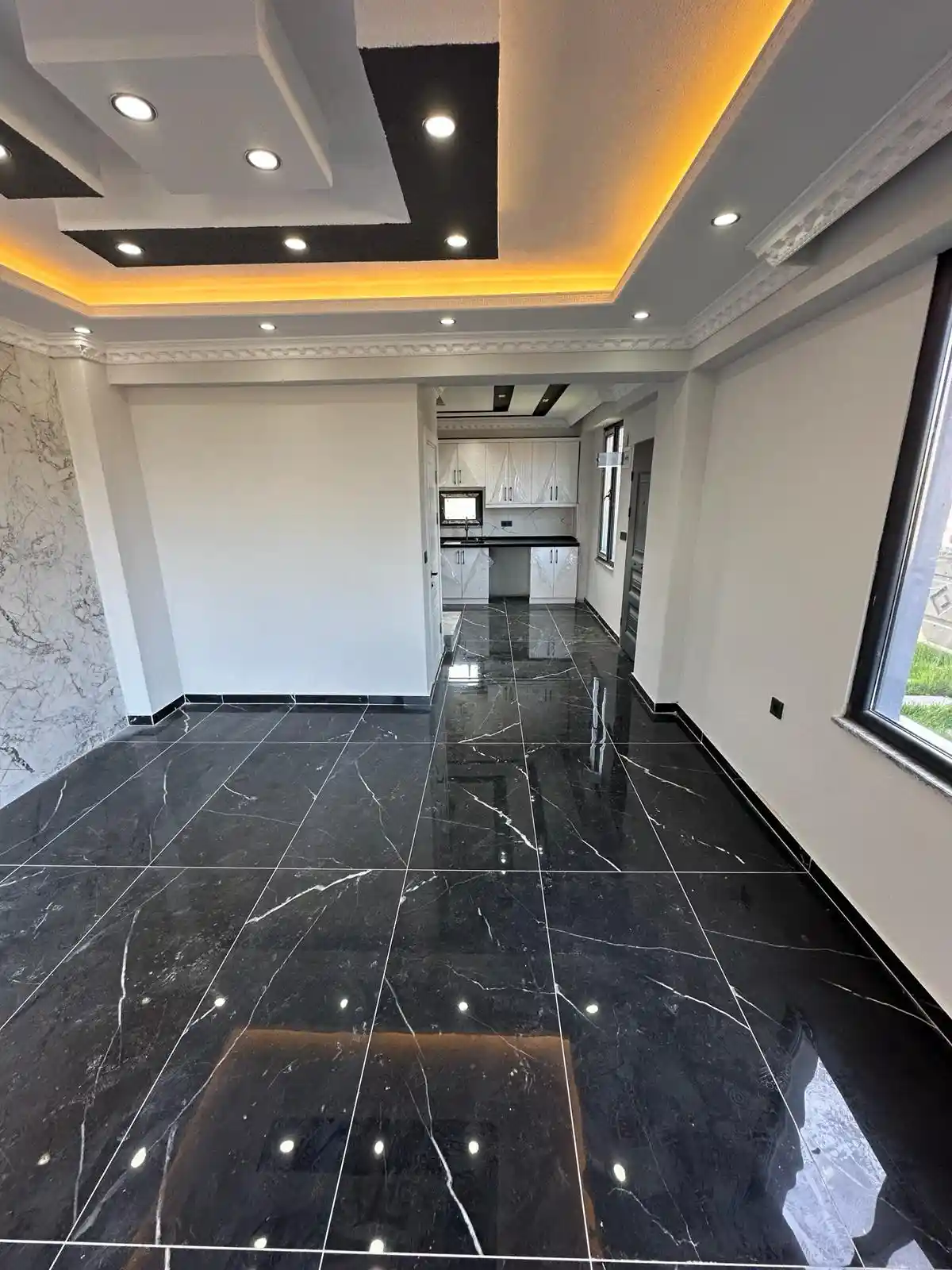 Kocaali Alandere’de Geniş Bahçeli Yerden Isıtmalı 4+1 Tripleks Villa - Görsel 12