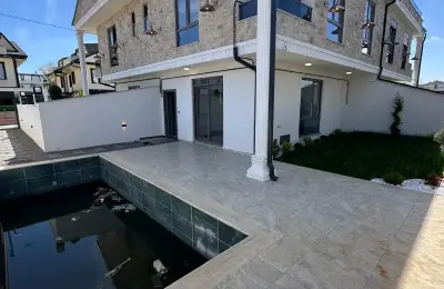 Kocaali Alandere’de Havuzlu ve Yerden Isıtmalı Modern 4+1 Lüks Villa