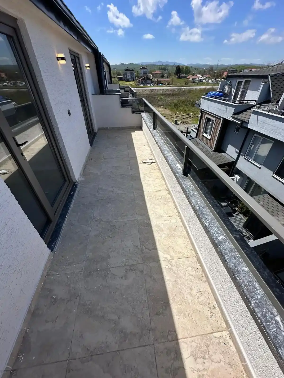 Kocaali Alandere’de Havuzlu ve Yerden Isıtmalı Modern 4+1 Lüks Villa - Görsel 11