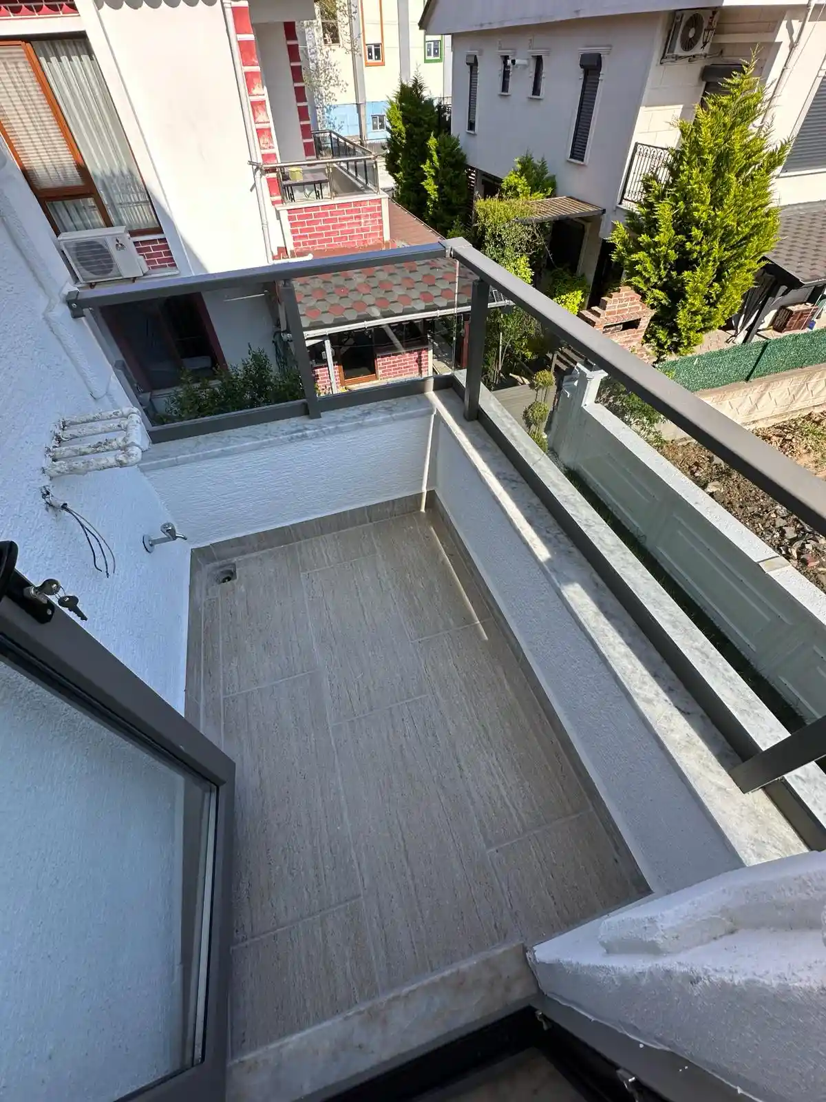 Kocaali Yalı'da Müstakil Havuzlu Yerden Isıtmalı 3+1 Lüks Tripleks Villa - Görsel 7
