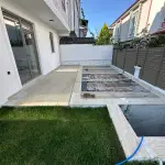 Kocaali Yalı'da Müstakil Havuzlu Yerden Isıtmalı 3+1 Lüks Tripleks Villa
