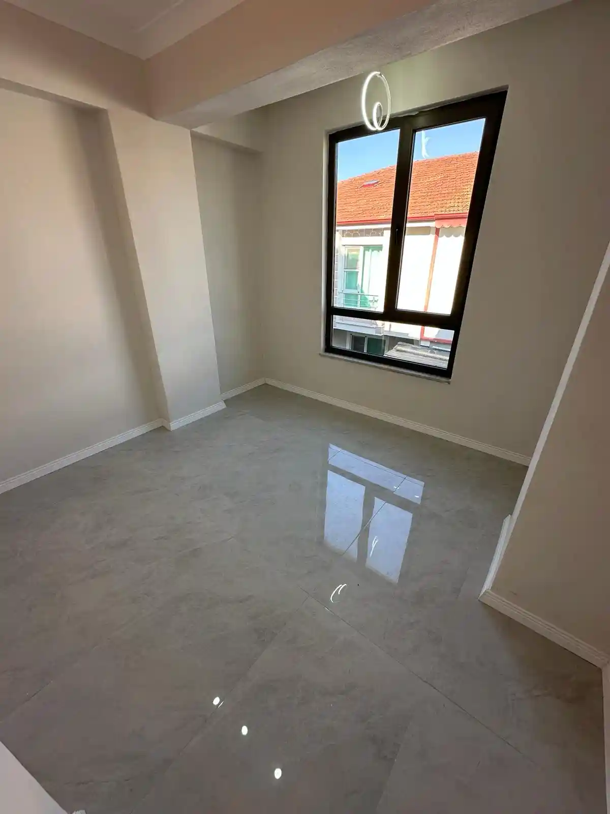 Kocaali Yalı'da Müstakil Havuzlu Yerden Isıtmalı 3+1 Lüks Tripleks Villa - Görsel 17