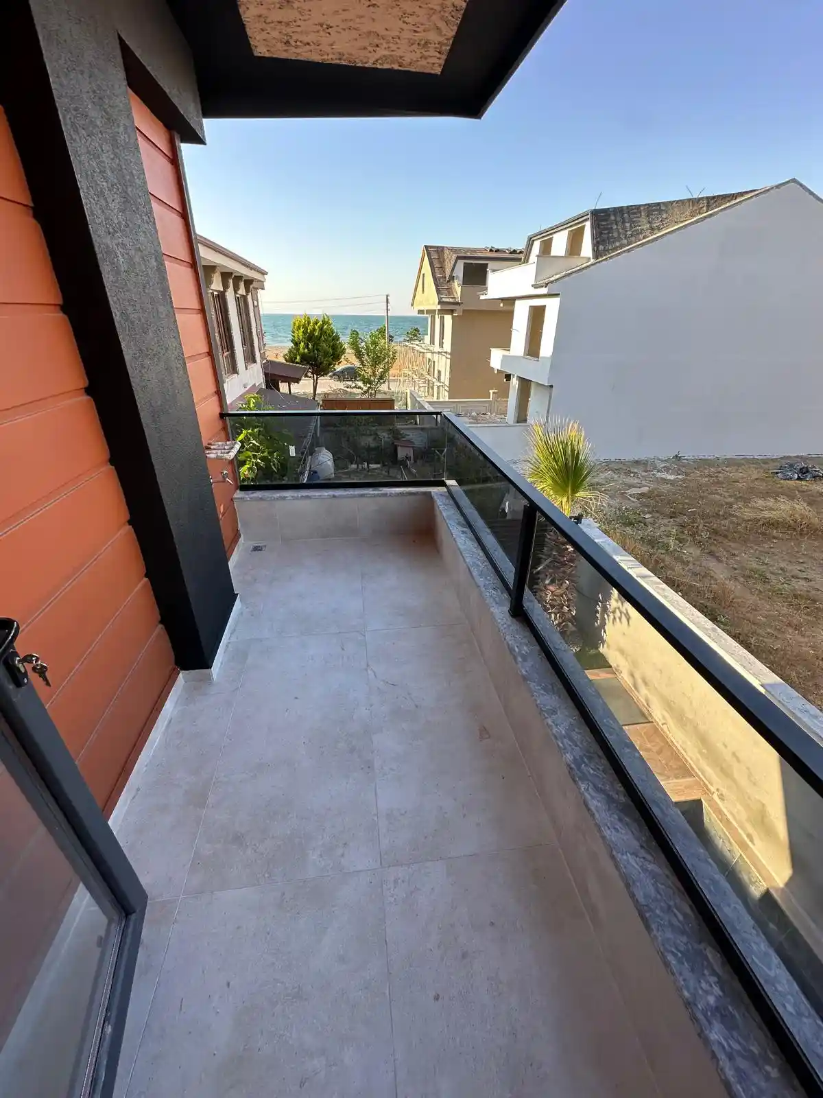 Sakarya Kocaali'de Plaja 50 Metre, Deniz Manzaralı, Havuzlu Lüks Tripleks Villa - Görsel 6
