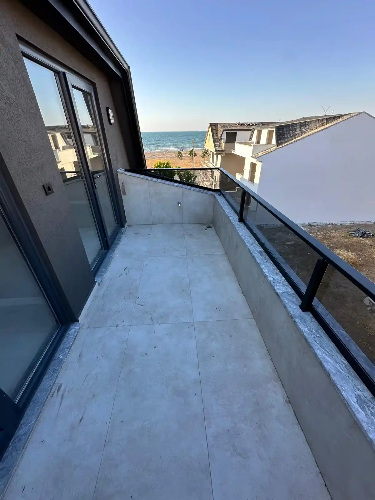 Sakarya Kocaali'de Plaja 50 Metre, Deniz Manzaralı, Havuzlu Lüks Tripleks Villa - Görsel 10