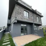 Kocaali Yayla’da Denize ve Hastaneye Yakın 4+1 Geniş Bahçeli Villa