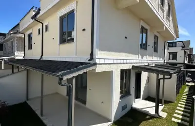 Sakarya Kocaali Yayla Mahallesinde Yerden Isıtmalı Bahçeli 3+1 Modern Villa