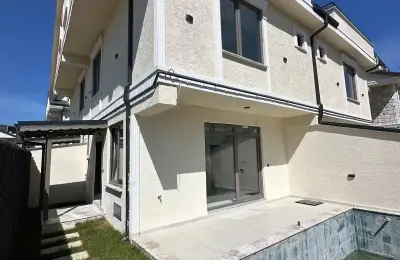 Sakarya Kocaali Yayla Mahallesinde Müstakil Havuzlu 3+1 Lüks Villa