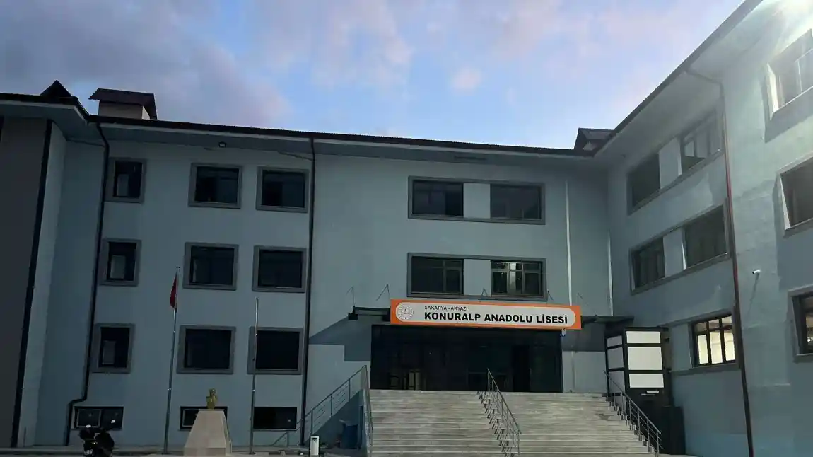 Akyazı Anadolu Lisesi Lise